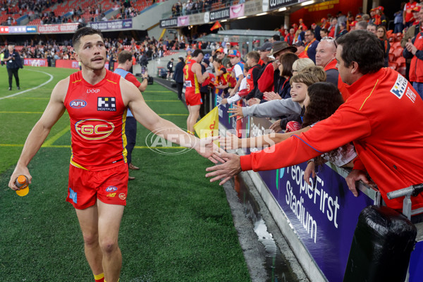 AFL 2024 Round 16 - Gold Coast v Collingwood - A-51455278