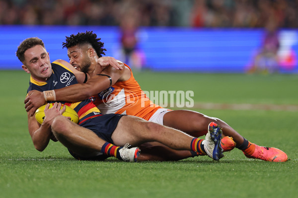 AFL 2024 Round 16 - Adelaide v GWS - A-51455339