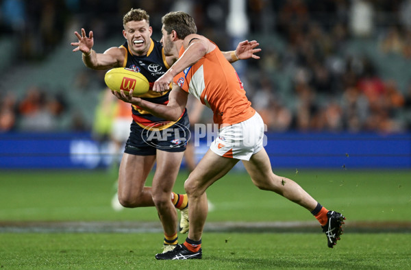 AFL 2024 Round 16 - Adelaide v GWS - A-51458209
