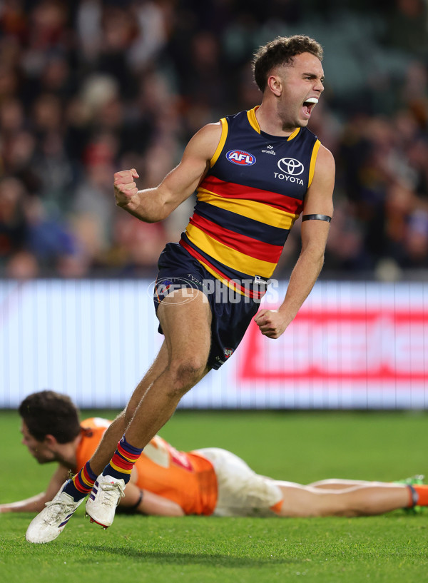 AFL 2024 Round 16 - Adelaide v GWS - A-51462114