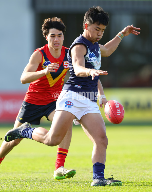 Marsh AFL Championships U18 Boys 2024 - South Australia v Vic Metro - A-51469369