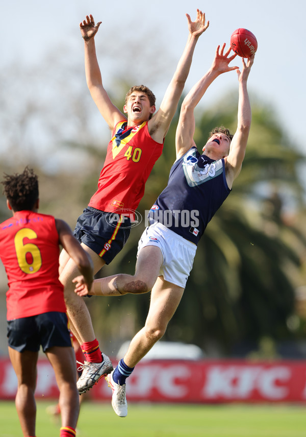 Marsh AFL Championships U18 Boys 2024 - South Australia v Vic Metro - A-51469550