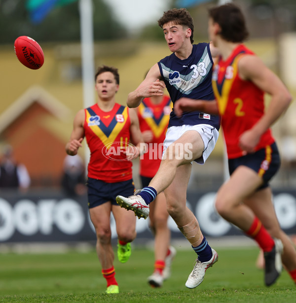 Marsh AFL Championships U18 Boys 2024 - South Australia v Vic Metro - A-51475101