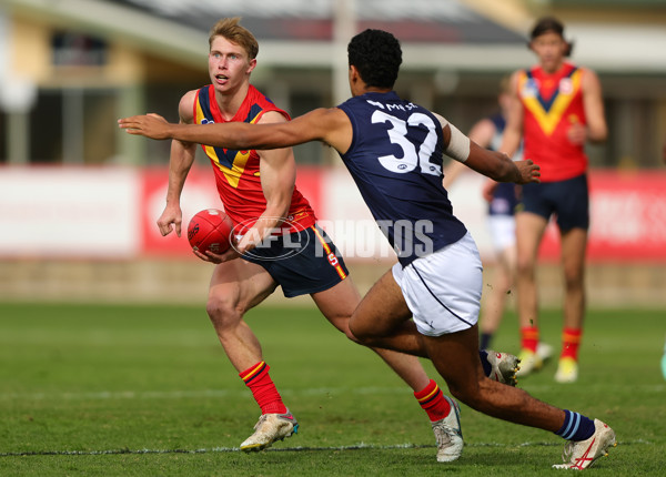 Marsh AFL Championships U18 Boys 2024 - South Australia v Vic Metro - A-51477389