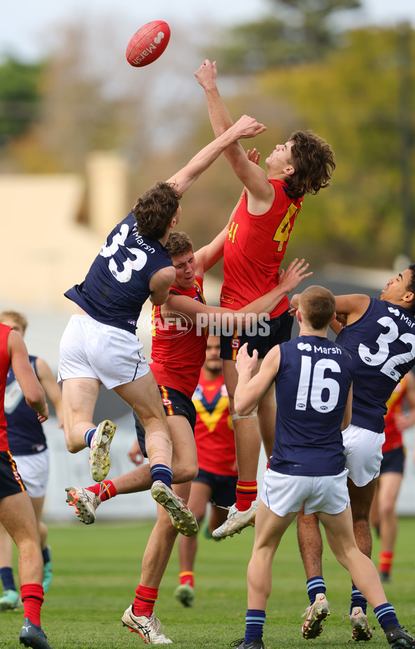 Marsh AFL Championships U18 Boys 2024 - South Australia v Vic Metro - A-51477394