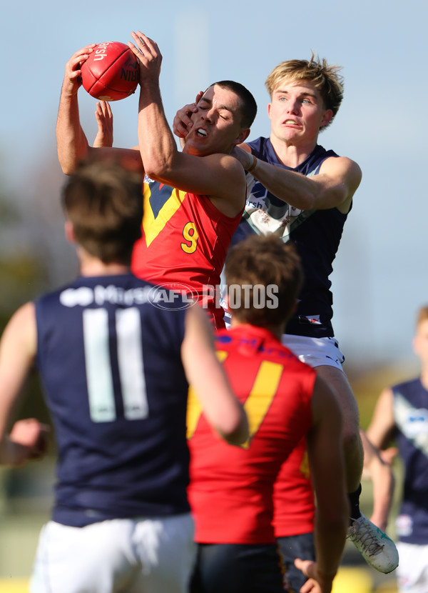 Marsh AFL Championships U18 Boys 2024 - South Australia v Vic Metro - A-51477428