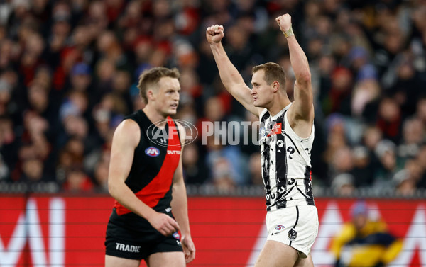 AFL 2024 Round 17 - Collingwood v Essendon - A-51616032