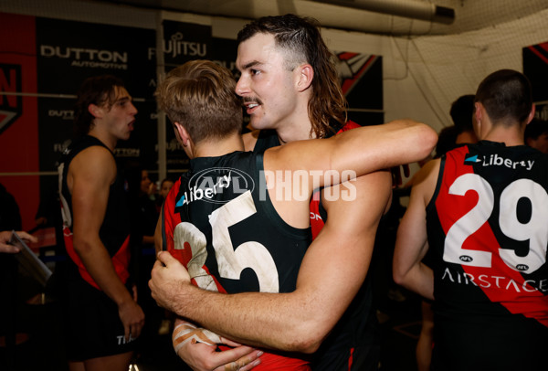 AFL 2024 Round 17 - Collingwood v Essendon - A-51616554