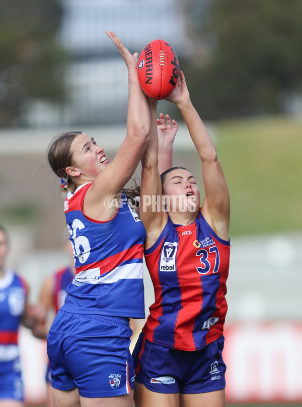 VFLW 2024 First Semi Final - Western Bulldogs v Port Melbourne - A-51636791