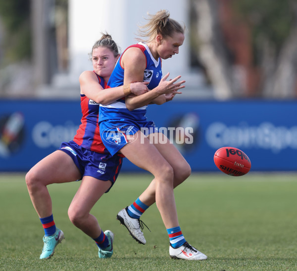 VFLW 2024 First Semi Final - Western Bulldogs v Port Melbourne - A-51642079