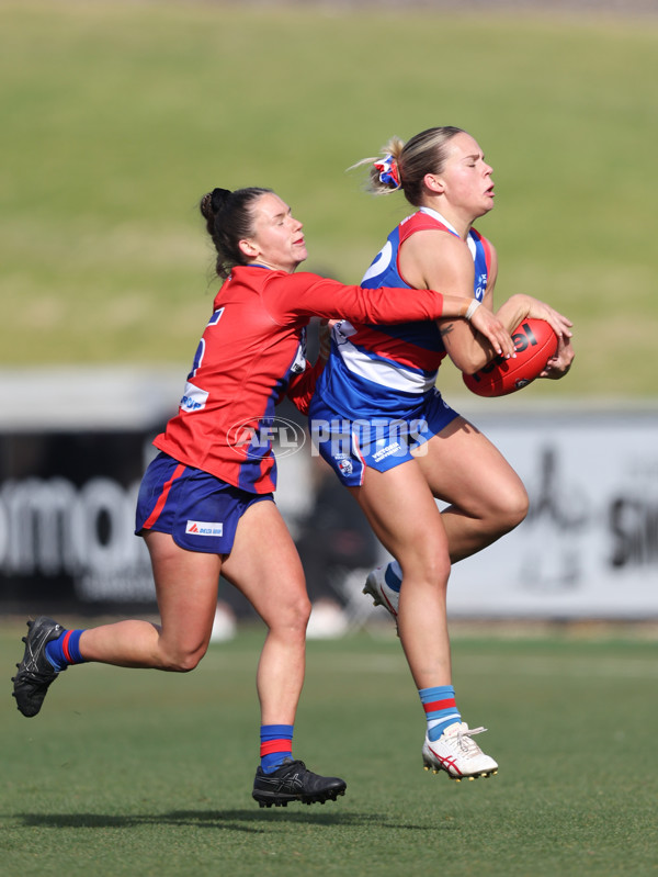 VFLW 2024 First Semi Final - Western Bulldogs v Port Melbourne - A-51644297