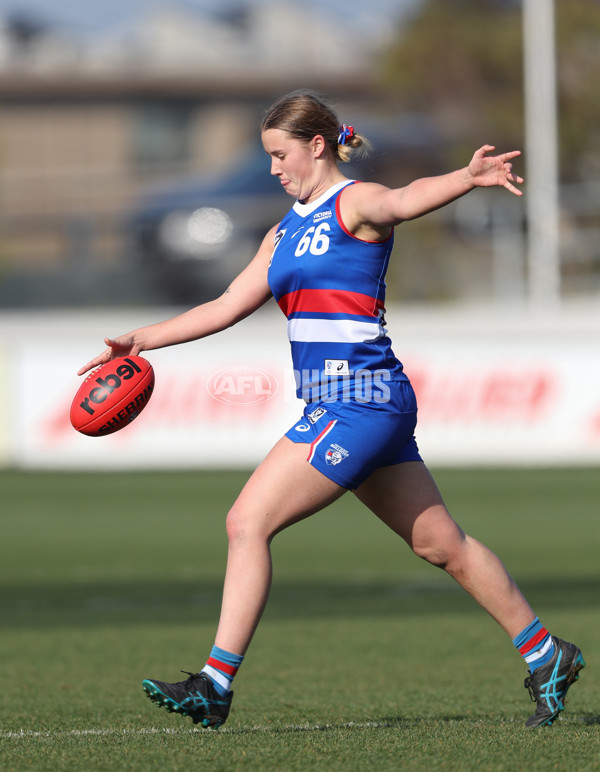 VFLW 2024 First Semi Final - Western Bulldogs v Port Melbourne - A-51649484