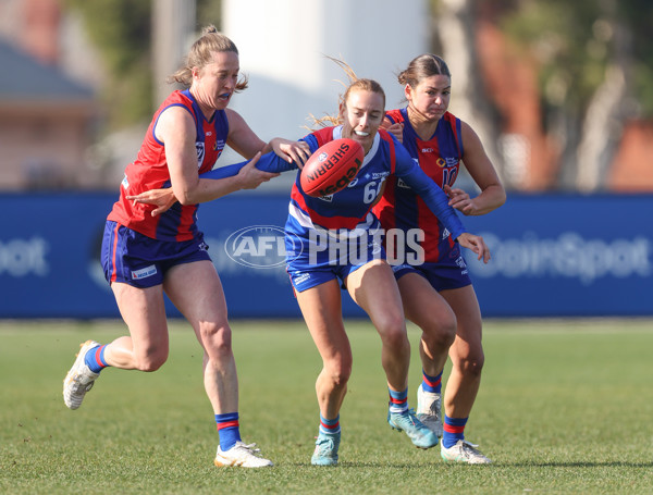 VFLW 2024 First Semi Final - Western Bulldogs v Port Melbourne - A-51649485