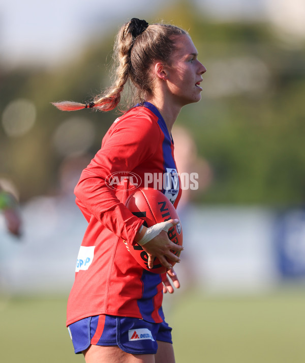 VFLW 2024 First Semi Final - Western Bulldogs v Port Melbourne - A-51651532