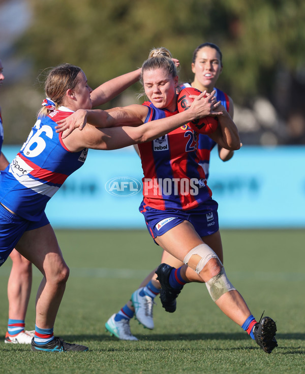 VFLW 2024 First Semi Final - Western Bulldogs v Port Melbourne - A-51656934