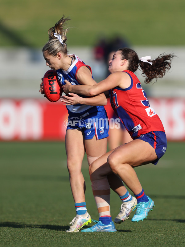 VFLW 2024 First Semi Final - Western Bulldogs v Port Melbourne - A-51663852