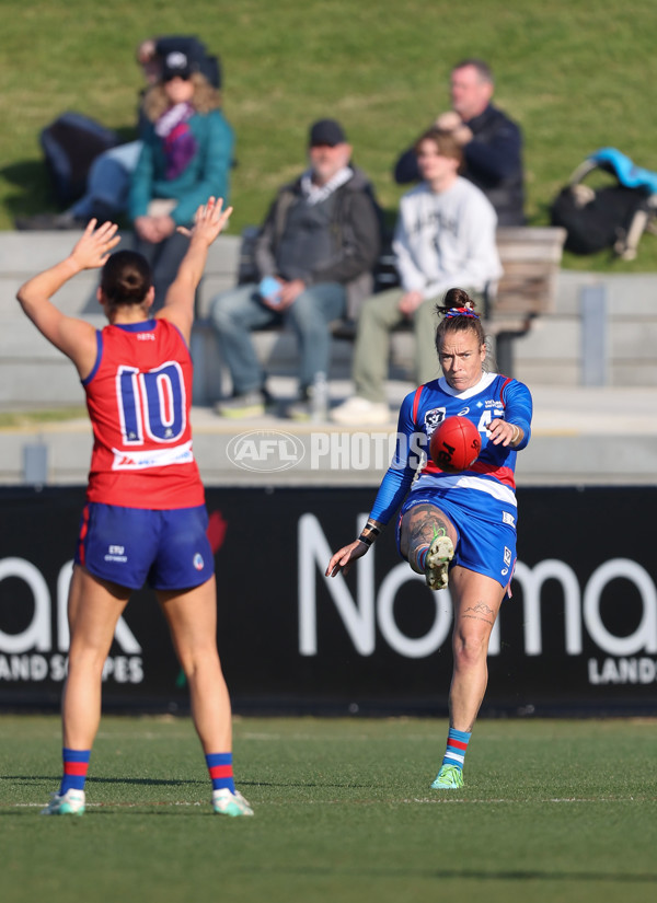 VFLW 2024 First Semi Final - Western Bulldogs v Port Melbourne - A-51663853