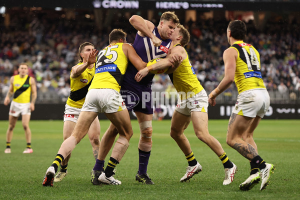 AFL 2024 Round 17 - Fremantle v Richmond - A-51669321