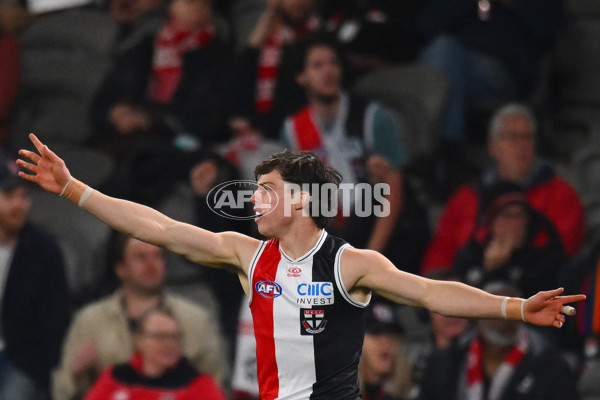 AFL 2024 Round 17 - St Kilda v Sydney - A-51680607
