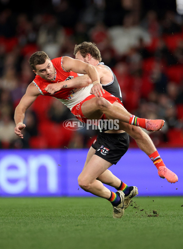 AFL 2024 Round 17 - St Kilda v Sydney - A-51680612