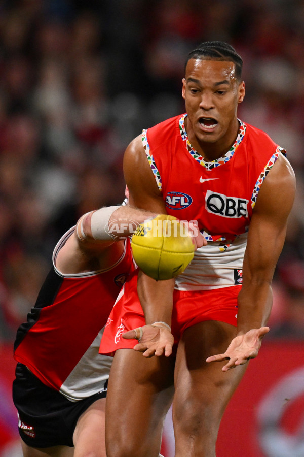 AFL 2024 Round 17 - St Kilda v Sydney - A-51680628