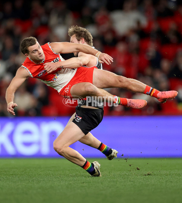 AFL 2024 Round 17 - St Kilda v Sydney - A-51680630