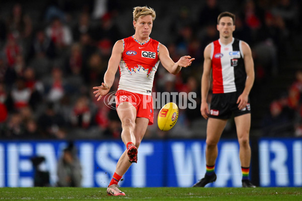 AFL 2024 Round 17 - St Kilda v Sydney - A-51680676