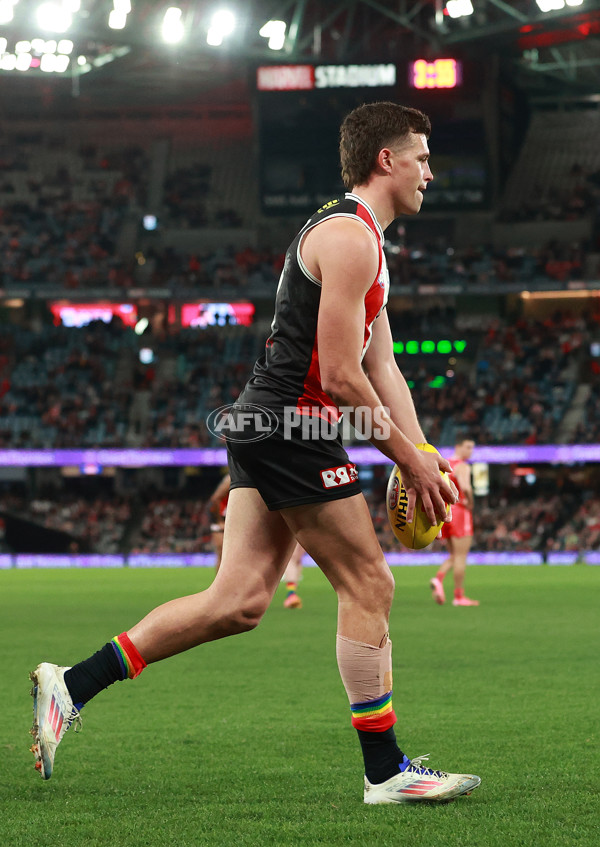AFL 2024 Round 17 - St Kilda v Sydney - A-51680880