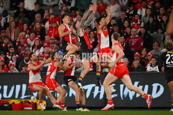 AFL 2024 Round 17 - St Kilda v Sydney - A-51686014
