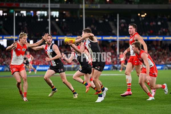 AFL 2024 Round 17 - St Kilda v Sydney - A-51686020