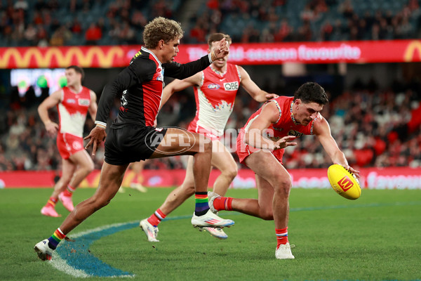 AFL 2024 Round 17 - St Kilda v Sydney - A-51687091