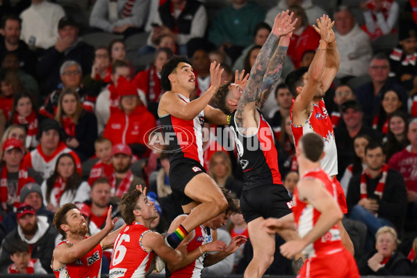 AFL 2024 Round 17 - St Kilda v Sydney - A-51687111