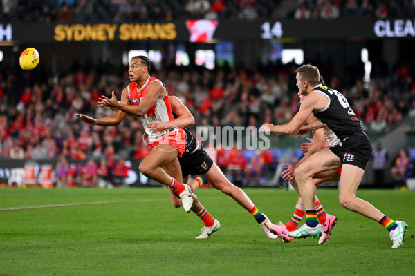 AFL 2024 Round 17 - St Kilda v Sydney - A-51687113