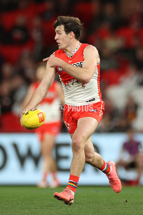 AFL 2024 Round 17 - St Kilda v Sydney - A-51688982