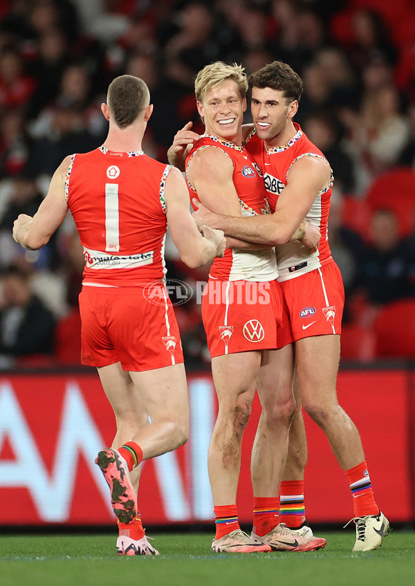 AFL 2024 Round 17 - St Kilda v Sydney - A-51690180