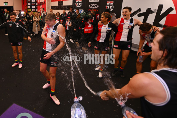 AFL 2024 Round 17 - St Kilda v Sydney - A-51695627