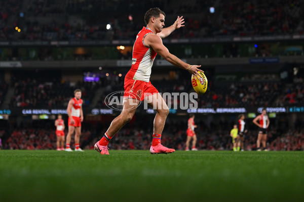 AFL 2024 Round 17 - St Kilda v Sydney - A-51702608