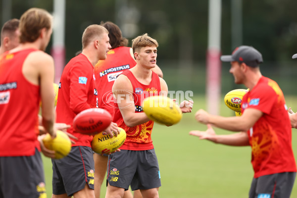 AFL 2024 Training - Gold Coast 090724 - A-51745932