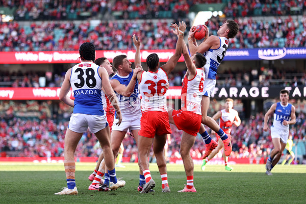 AFL 2024 Round 18 - Sydney v North Melbourne - A-51799189