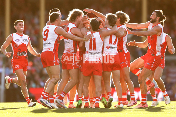 AFL 2024 Round 18 - Sydney v North Melbourne - A-51804558