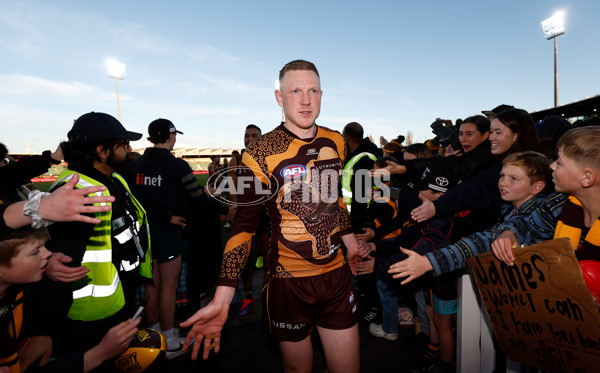 AFL 2024 Round 18 - Hawthorn v Fremantle - A-51807568