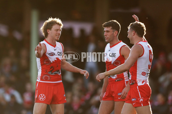 AFL 2024 Round 18 - Sydney v North Melbourne - A-51807878