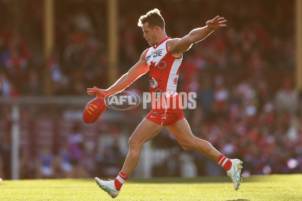 AFL 2024 Round 18 - Sydney v North Melbourne - A-51807880