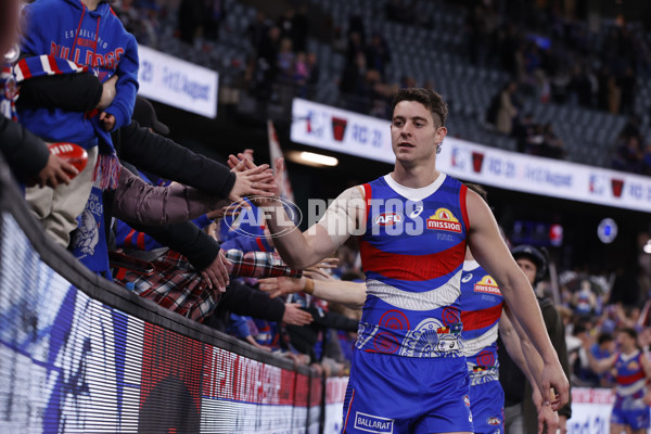 AFL 2024 Round 18 - Western Bulldogs v Carlton - A-51816328