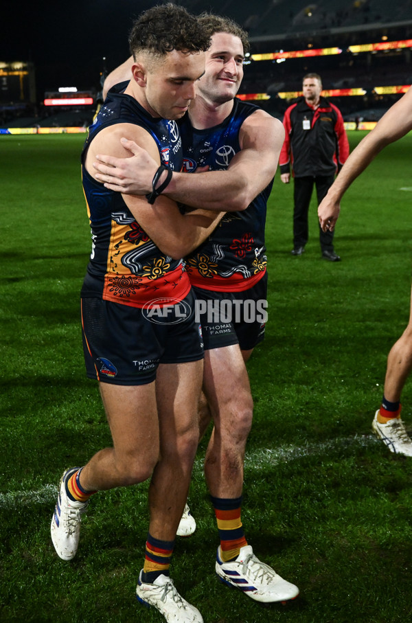 AFL 2024 Round 18 - Adelaide v St Kilda - A-51827489