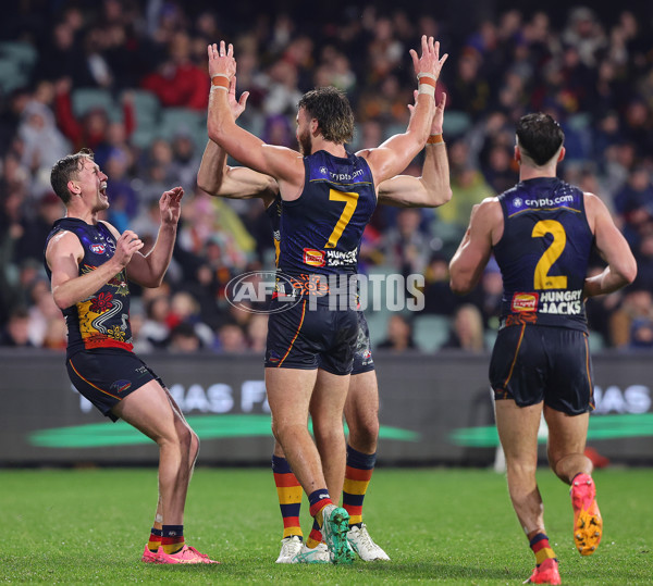 AFL 2024 Round 18 - Adelaide v St Kilda - A-51827686