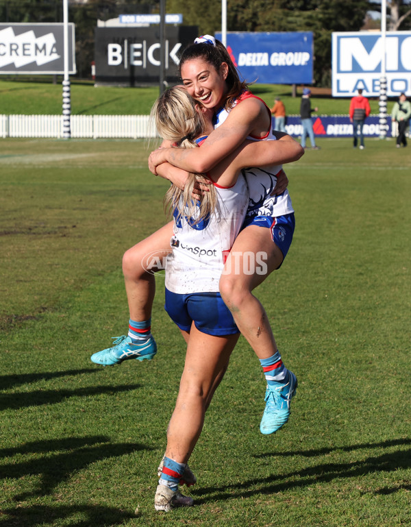 VFLW 2024 Preliminary Final - Williamstown v Western Bulldogs - A-51856559