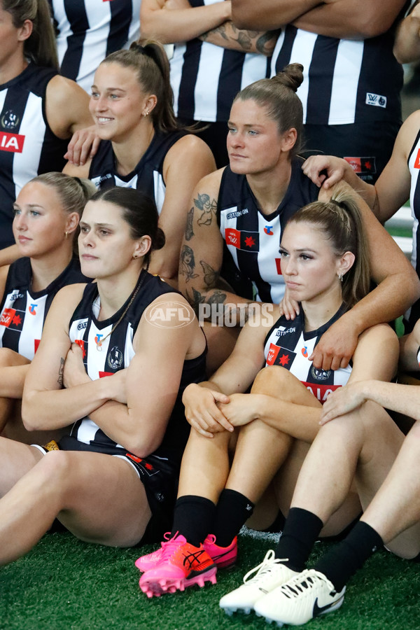 AFLW 2024 Media - Collingwood Team Photo Day - A-51895402