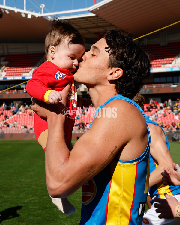 AFL 2024 Round 19 - GWS v Gold Coast - A-51971688