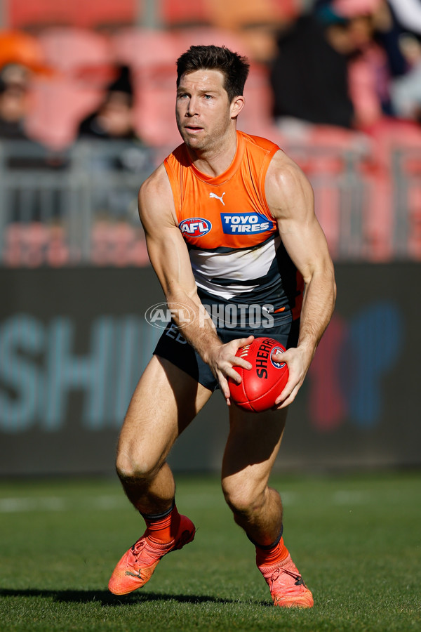 AFL 2024 Round 19 - GWS v Gold Coast - A-51974174